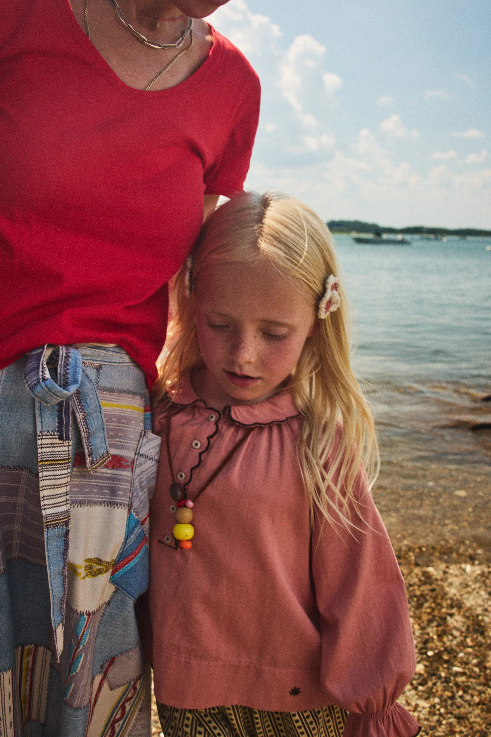 Medium Flower Clip Set - Image 3